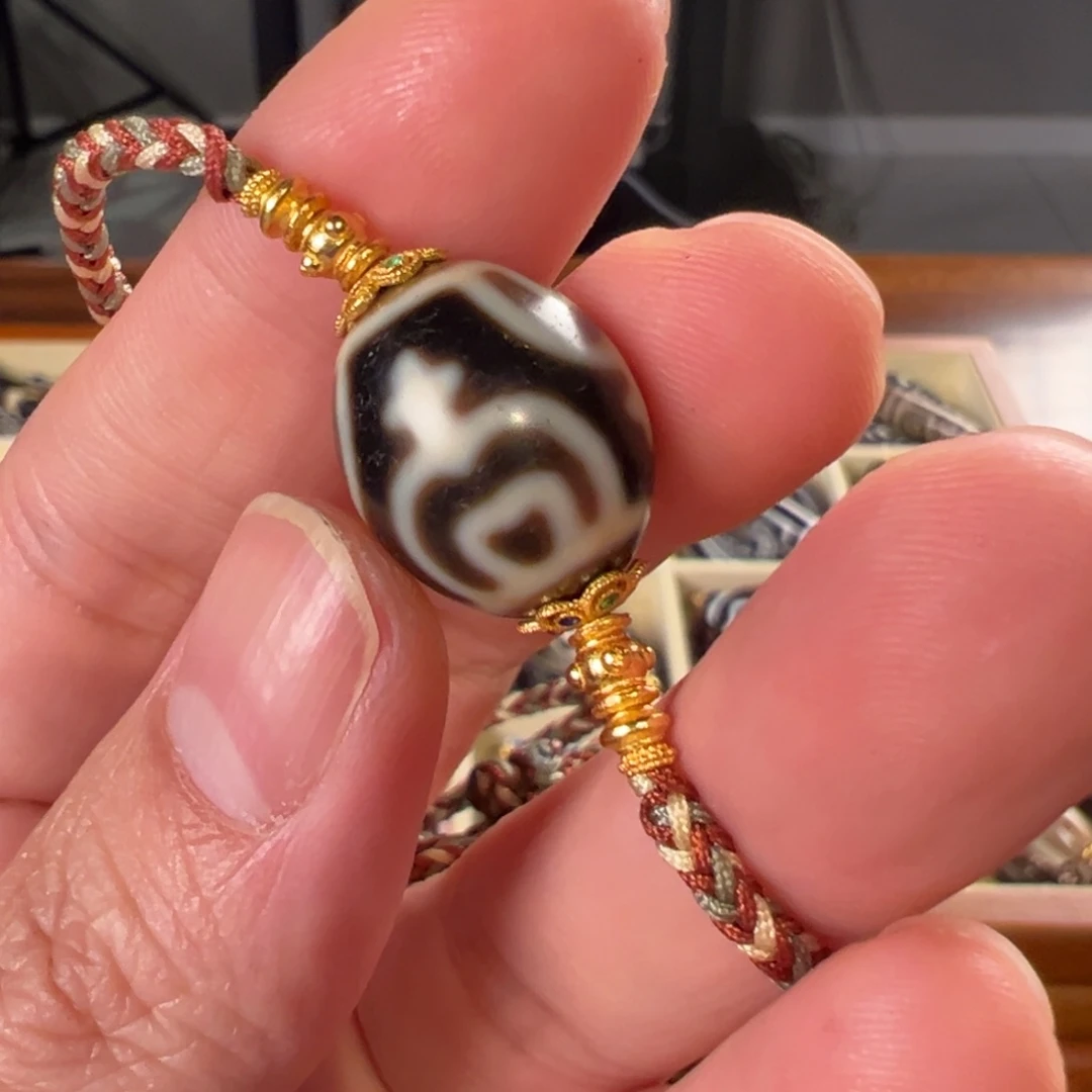 玛瑙/玉髓颈饰未镶嵌嘉**l