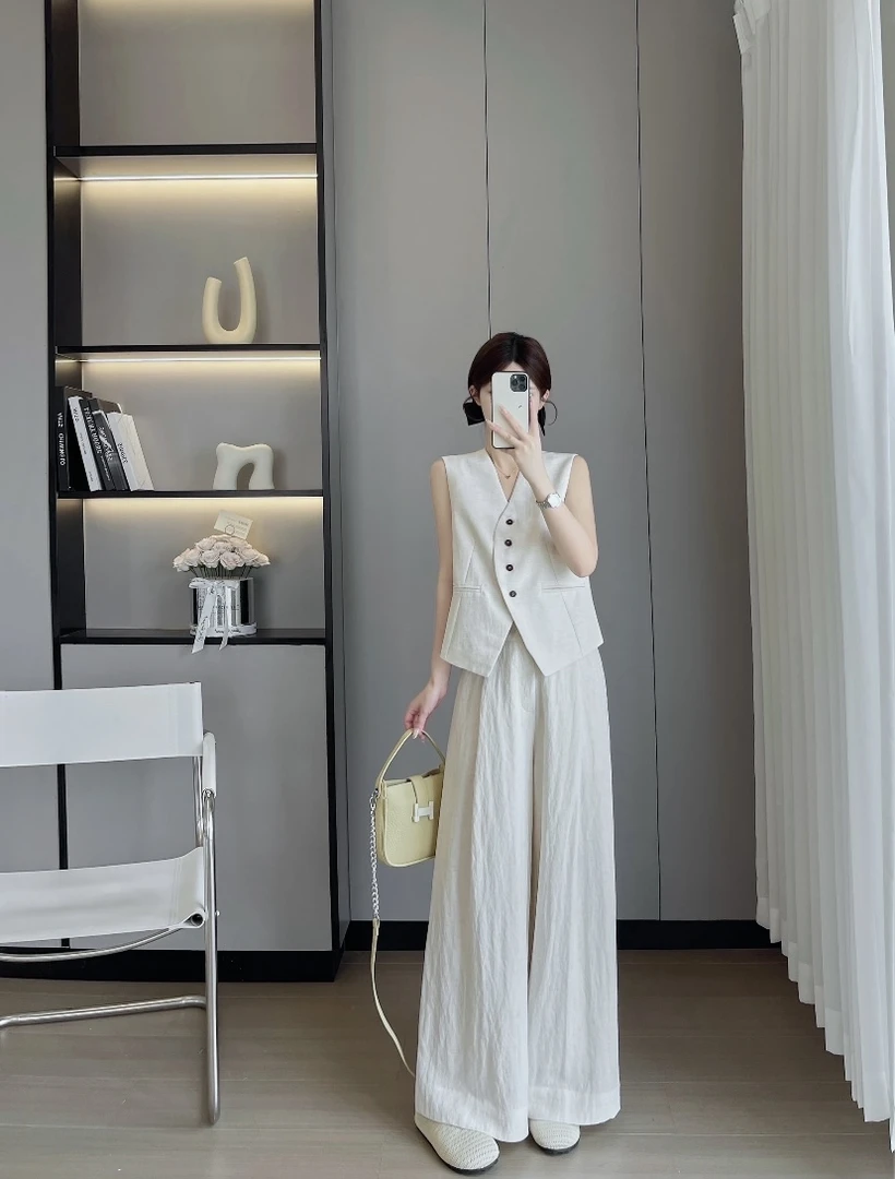 【张张家】2025时尚小香风吊带复古套装气质蕾丝白色时尚套装破洞裤