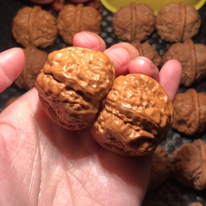 把件文玩核桃开背蹬腿39