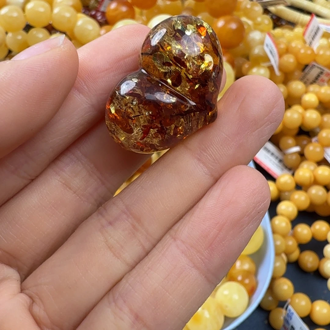 琥珀未镶嵌珠宝奇石