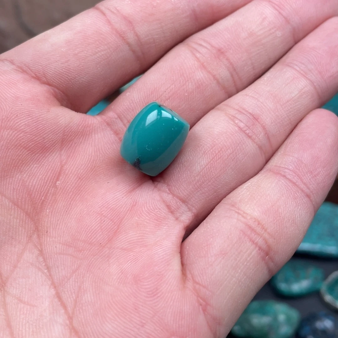 绿松石未镶嵌桶珠1