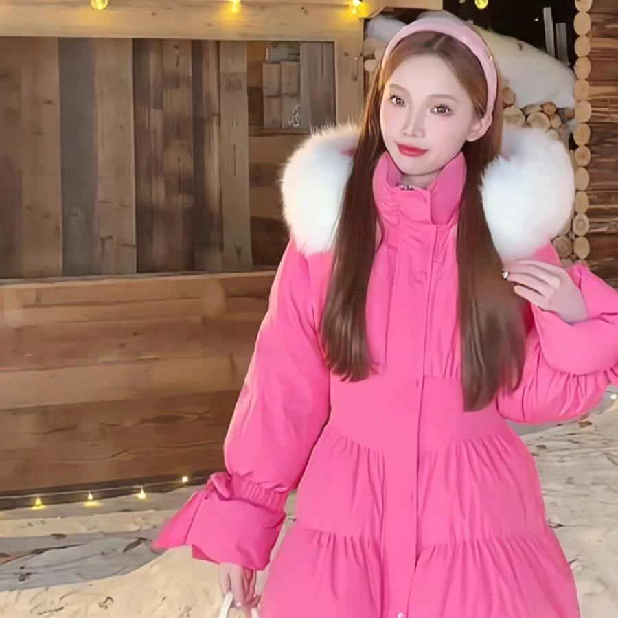 毛领连帽粉红色收腰羽绒服女冬新款高级感时尚减龄新款潮牌女装
