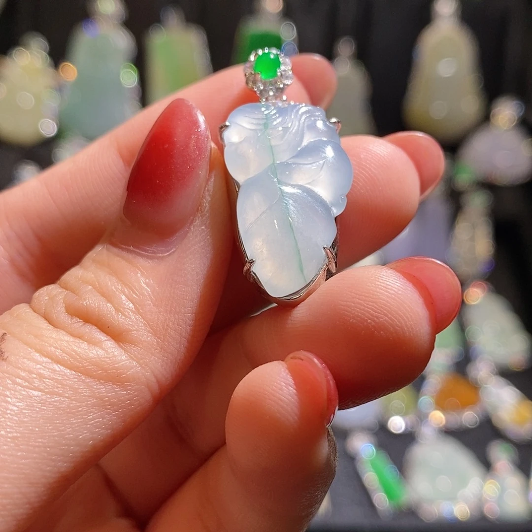 颈饰银S925镶嵌翡翠天然翡翠