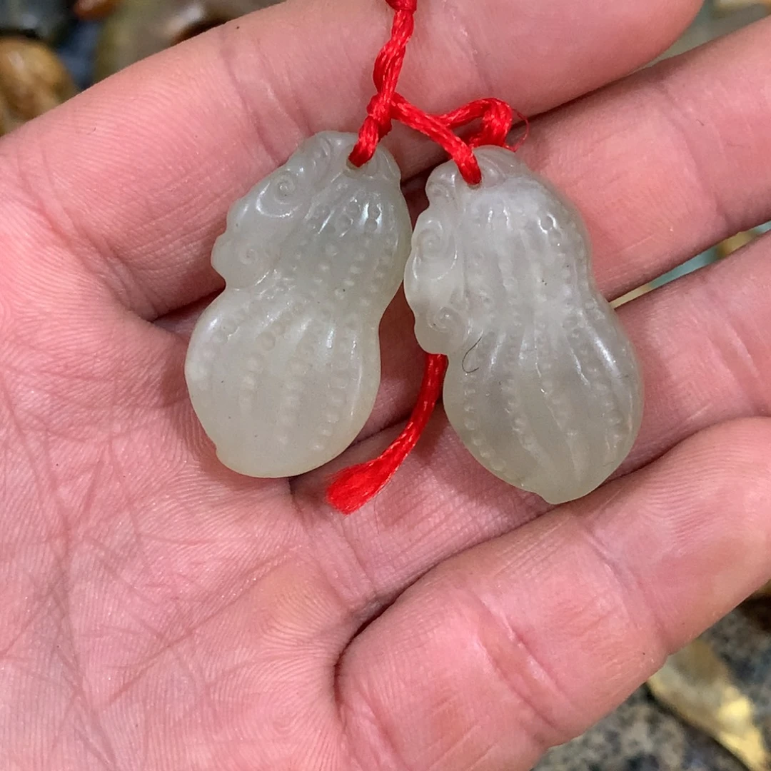 霖***渤透闪石质玉未镶嵌挂件