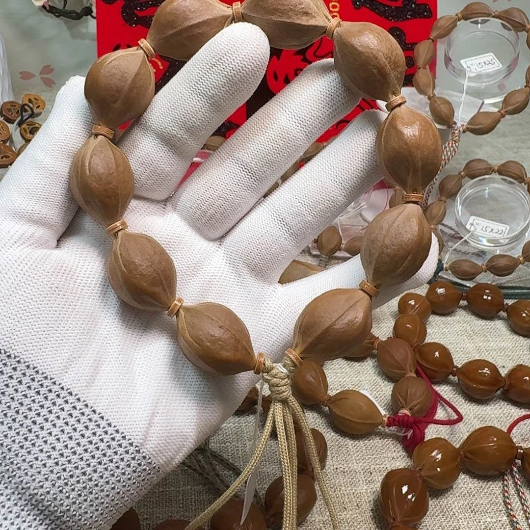 小***妖橄榄核吊坠梅林铁核1927