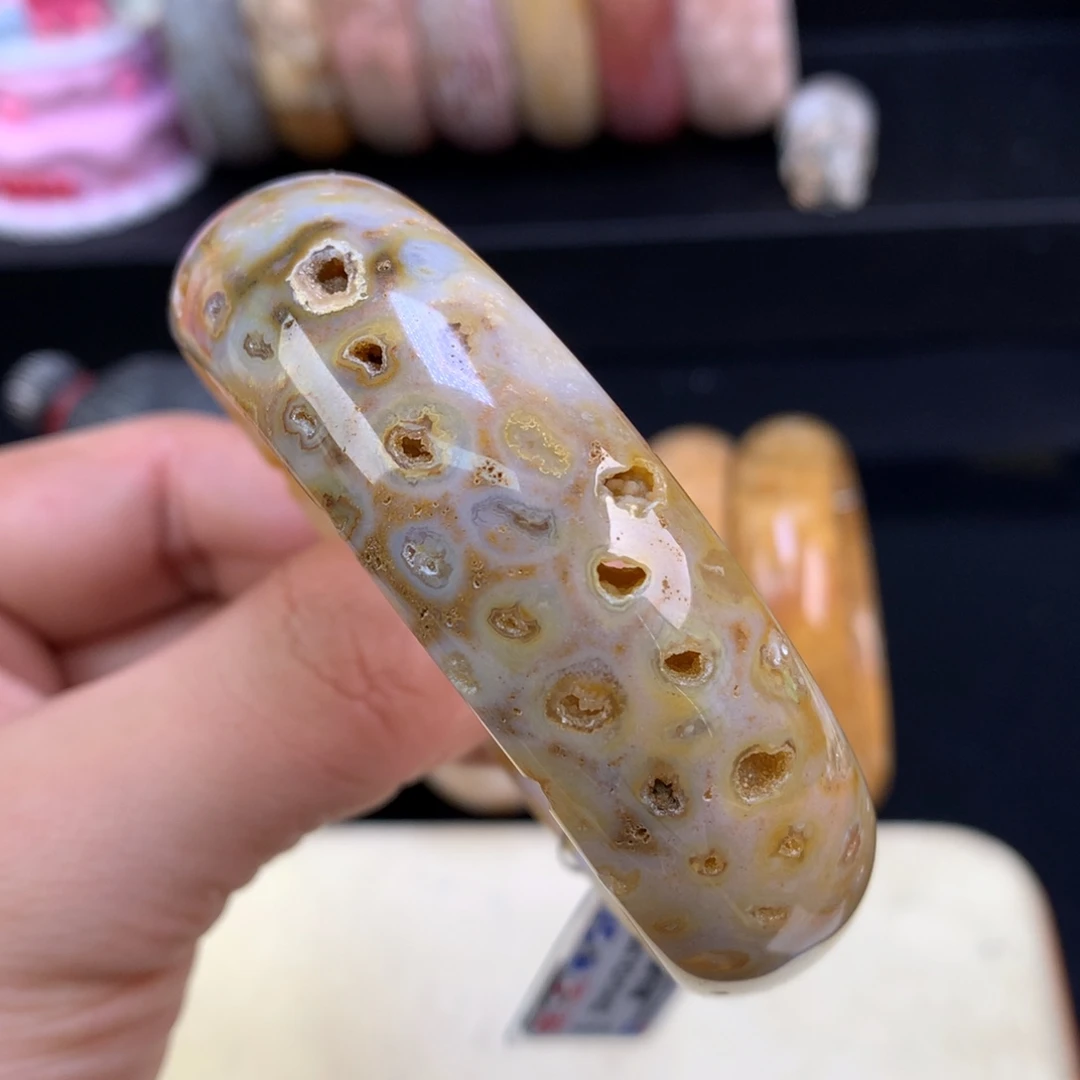 硅化珊瑚（珊瑚玉）未镶嵌颈饰65号58.7圈共生