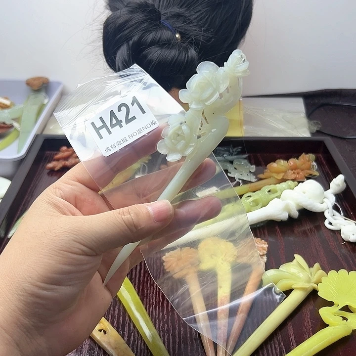 蛇纹石玉发饰合金蓉****贝