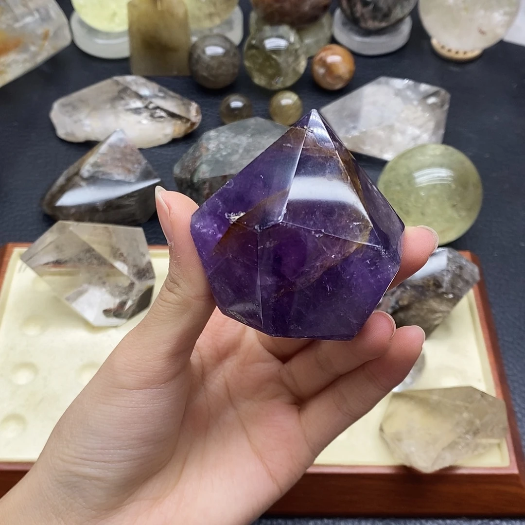 未镶嵌珠宝半成品水晶