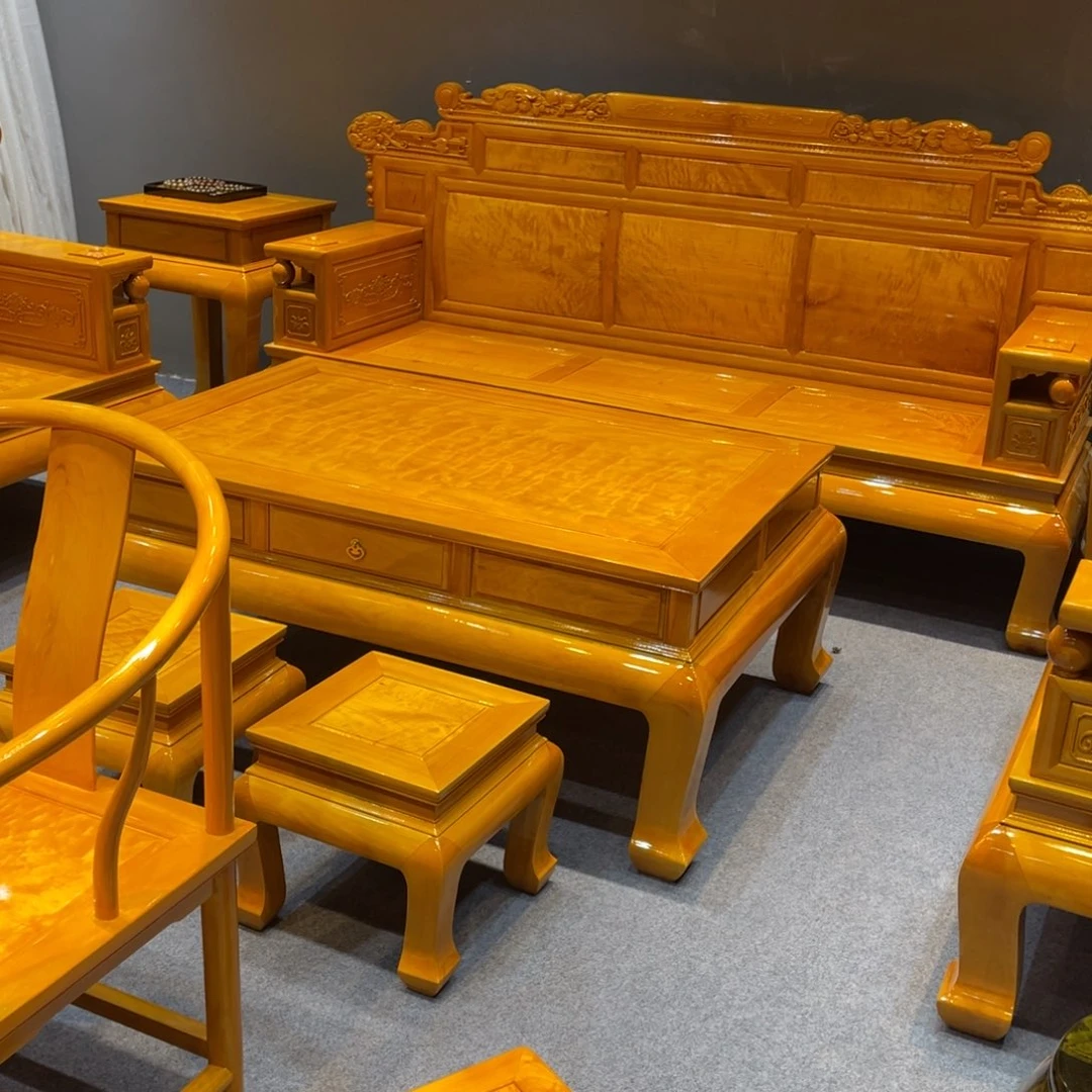 你***班成套家具紫檀木类，沙发八件套