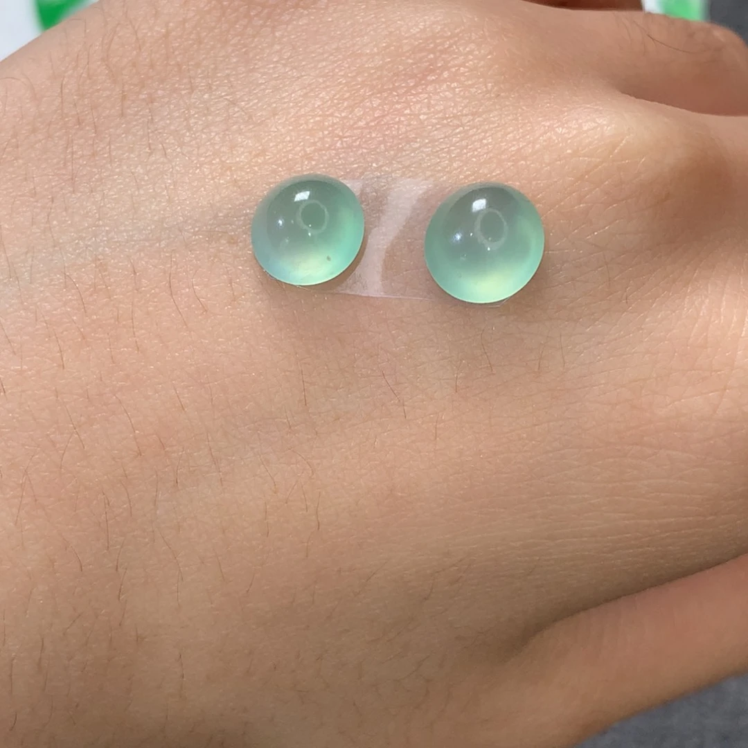 翡翠未镶嵌颈饰蛋面