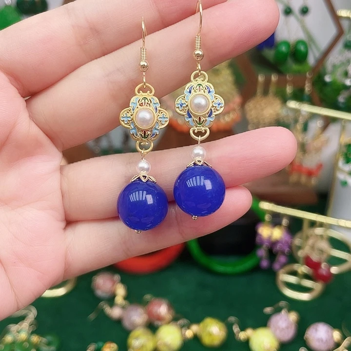 石英质玉合金耳钉