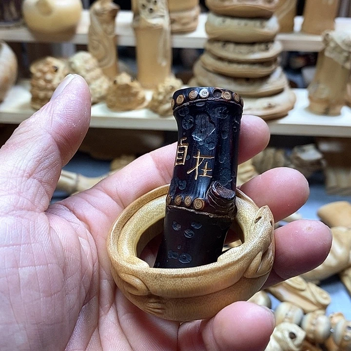 竹雕壁虎环竹鞭自在