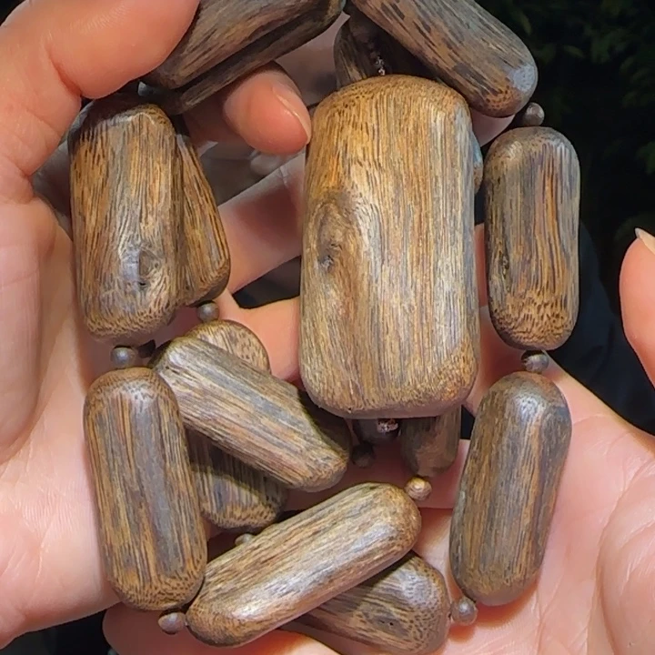 沉香手串油叶子链子74.5克