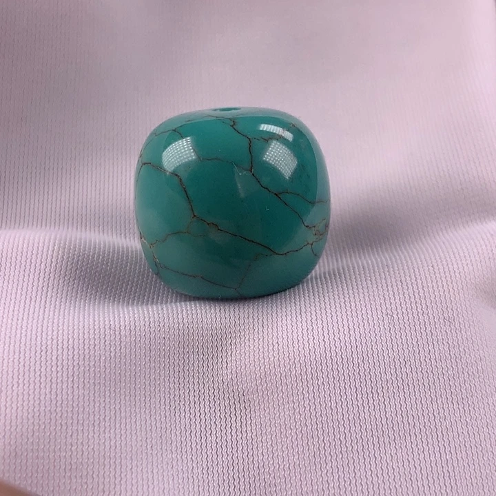 绿松石未镶嵌珠宝奇石16.5x15.3