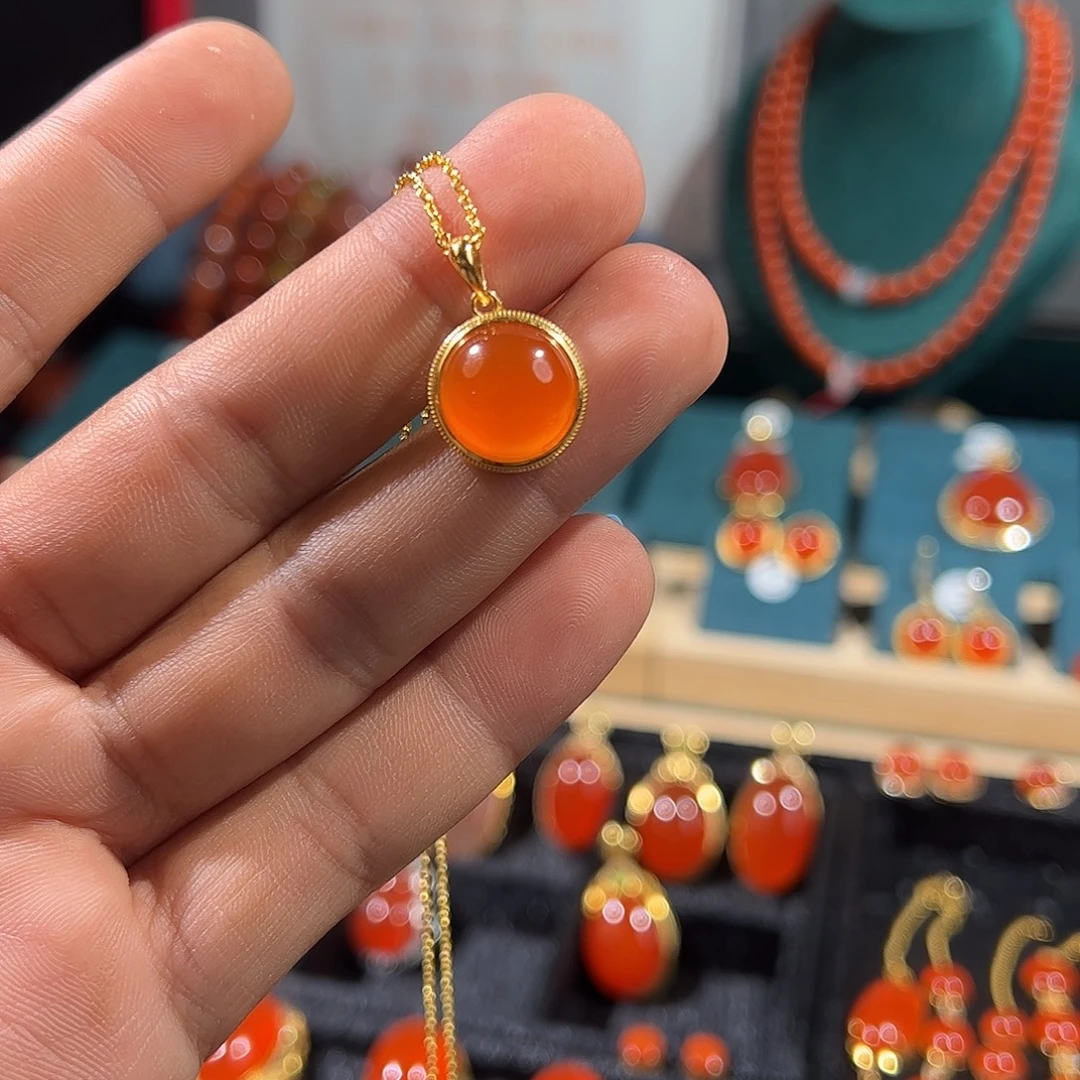 南红玛瑙银S925镶嵌颈饰