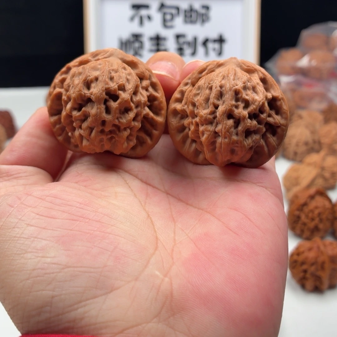 文玩核桃把件金公子