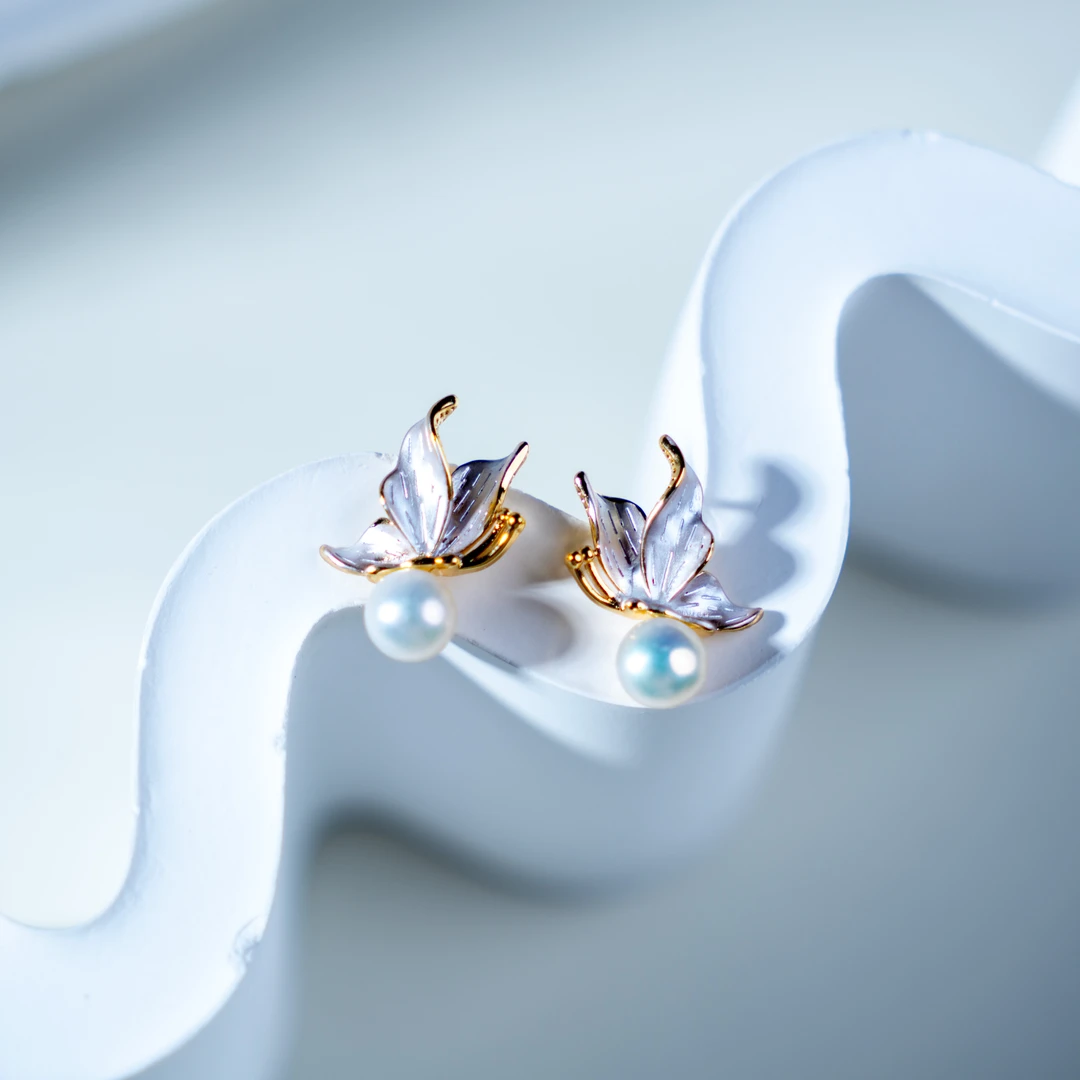 【憨姐特选】天然珍珠彩绘蝴蝶设计款时尚耳饰6-7mm