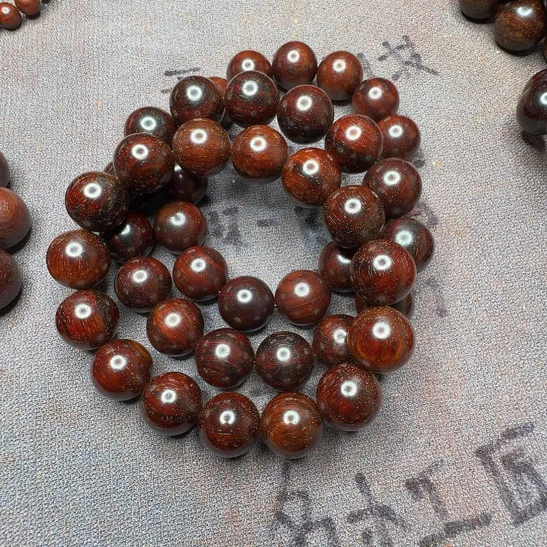 善***步檀香紫檀（小叶紫檀）1.5/36印度小叶紫檀拆房老料黑飘红