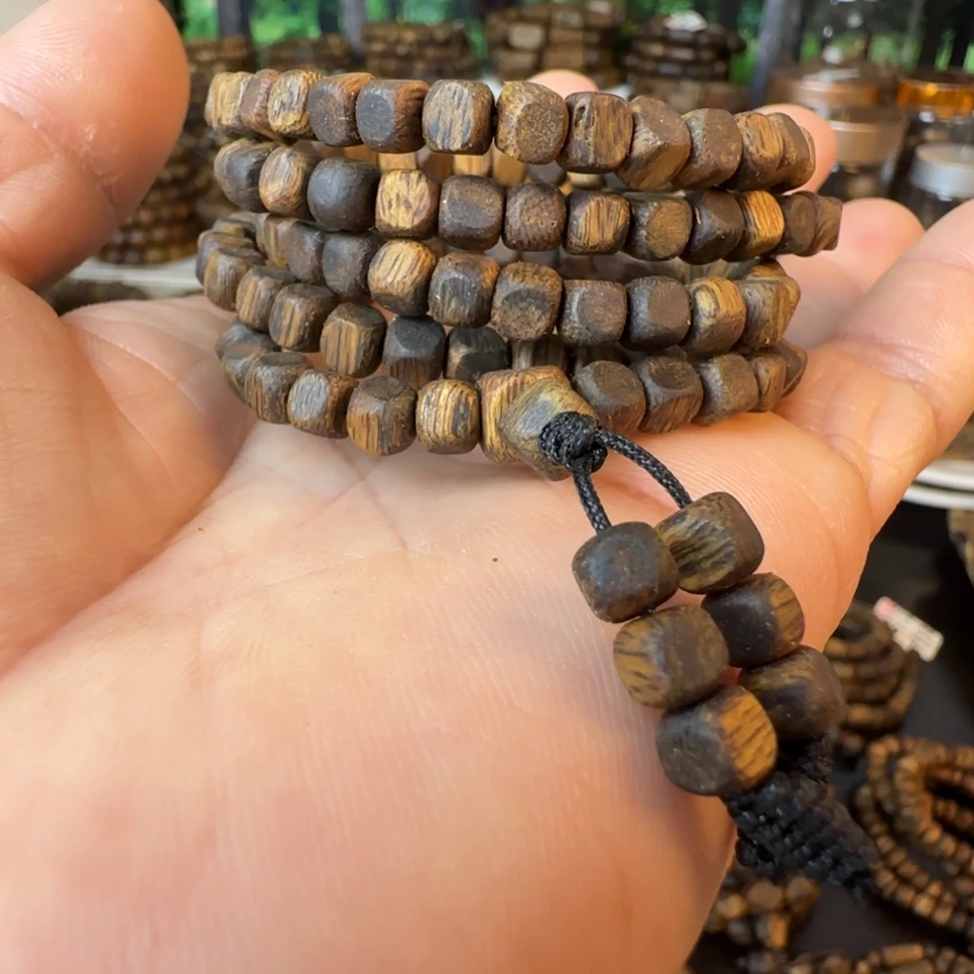 沉香手串05沉水浮四方珠多圈