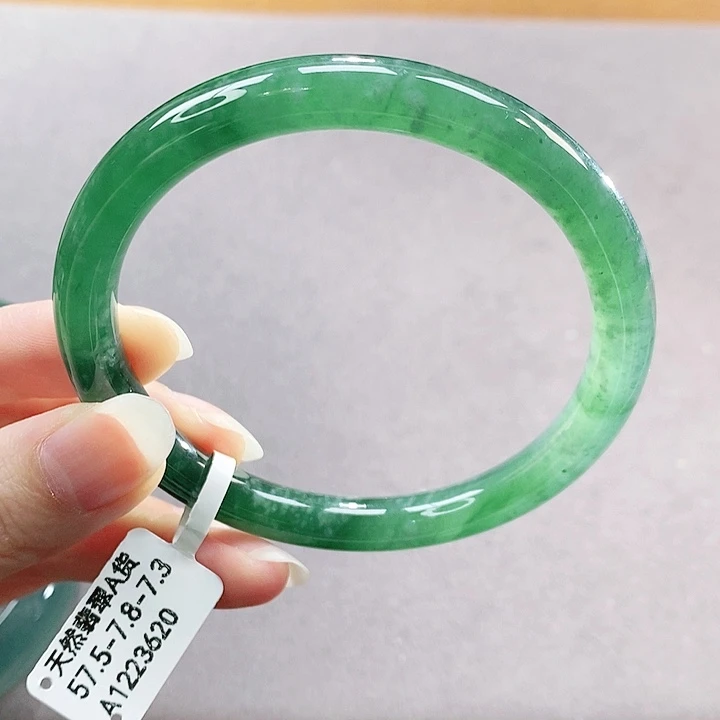 【闪购商品】未镶嵌手镯翡翠