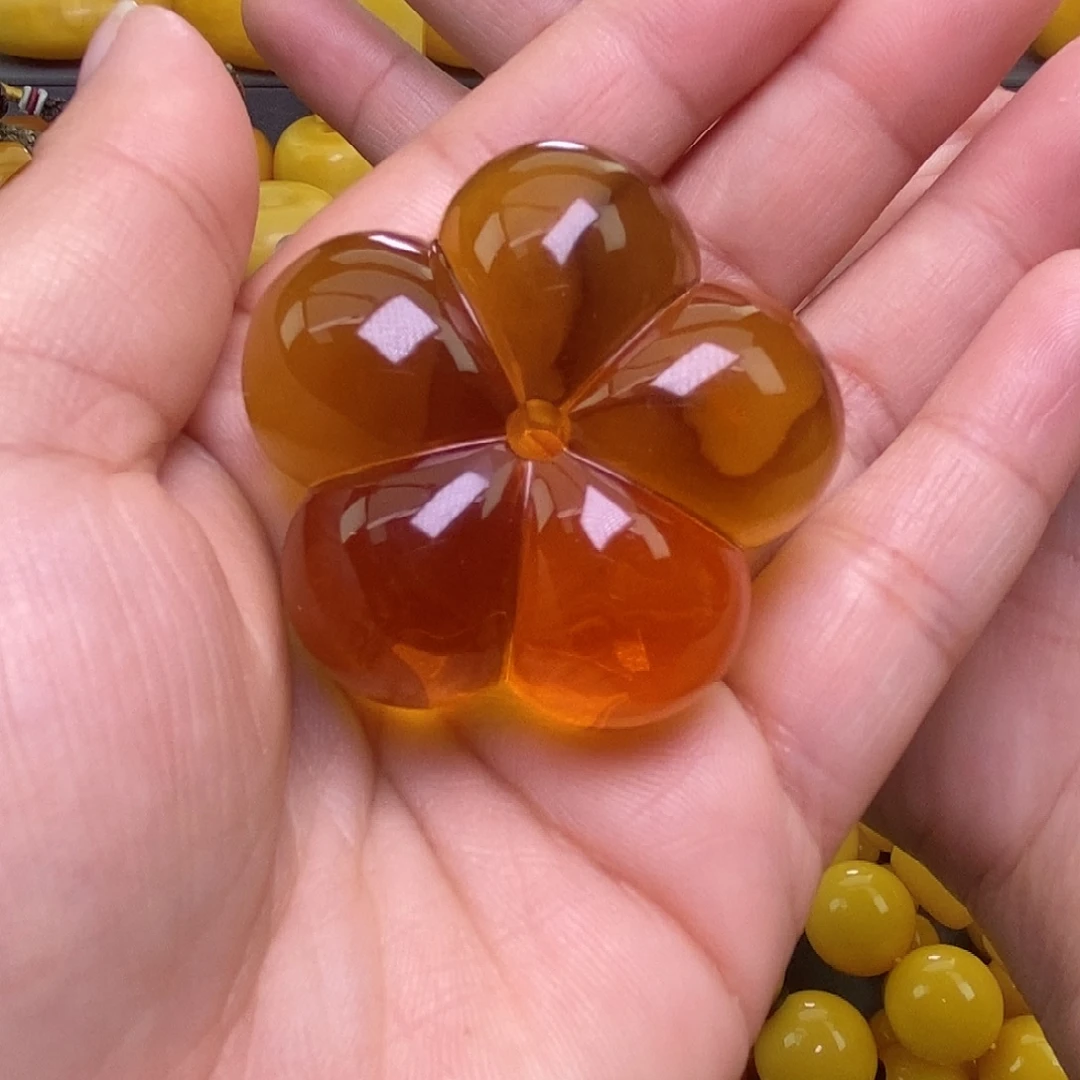 琥珀未镶嵌珠宝奇石