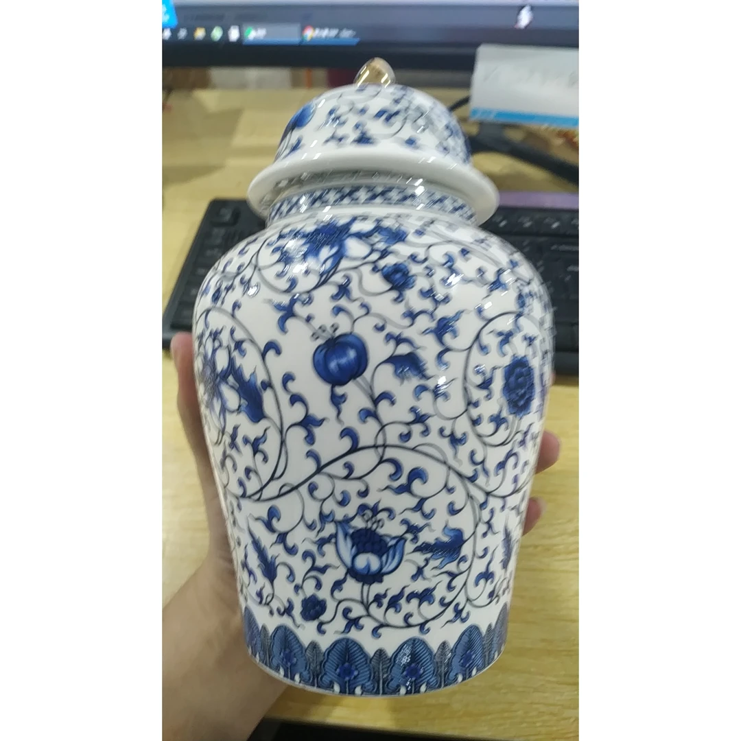 G1686-缠枝莲将军茶叶罐HM