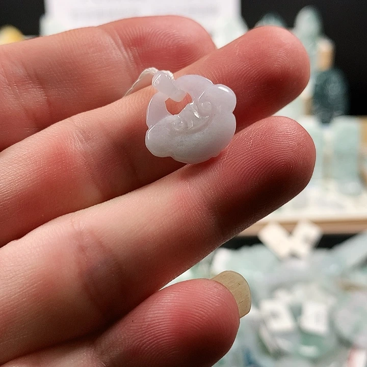 吊坠(不含链)未镶嵌翡翠35小锁