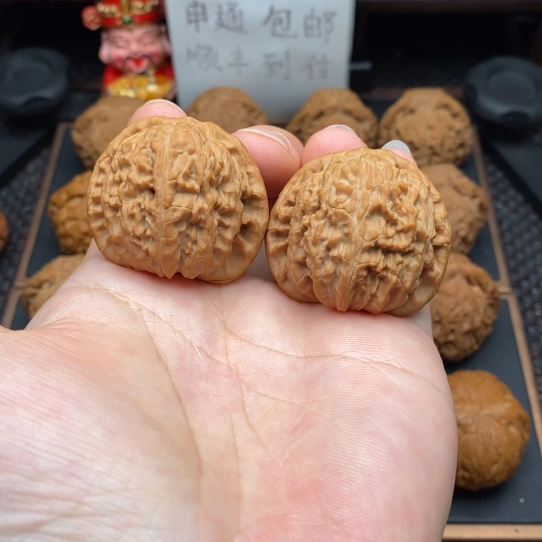 文玩核桃把件全品白狮子39.5尺
