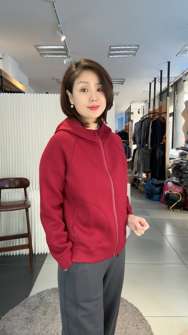 涛姐服饰 25炸 三色时尚连帽外套 FM241531