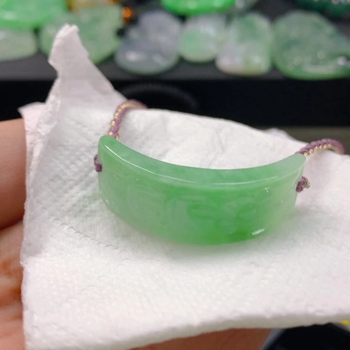 翡翠未镶嵌挂件翡翠