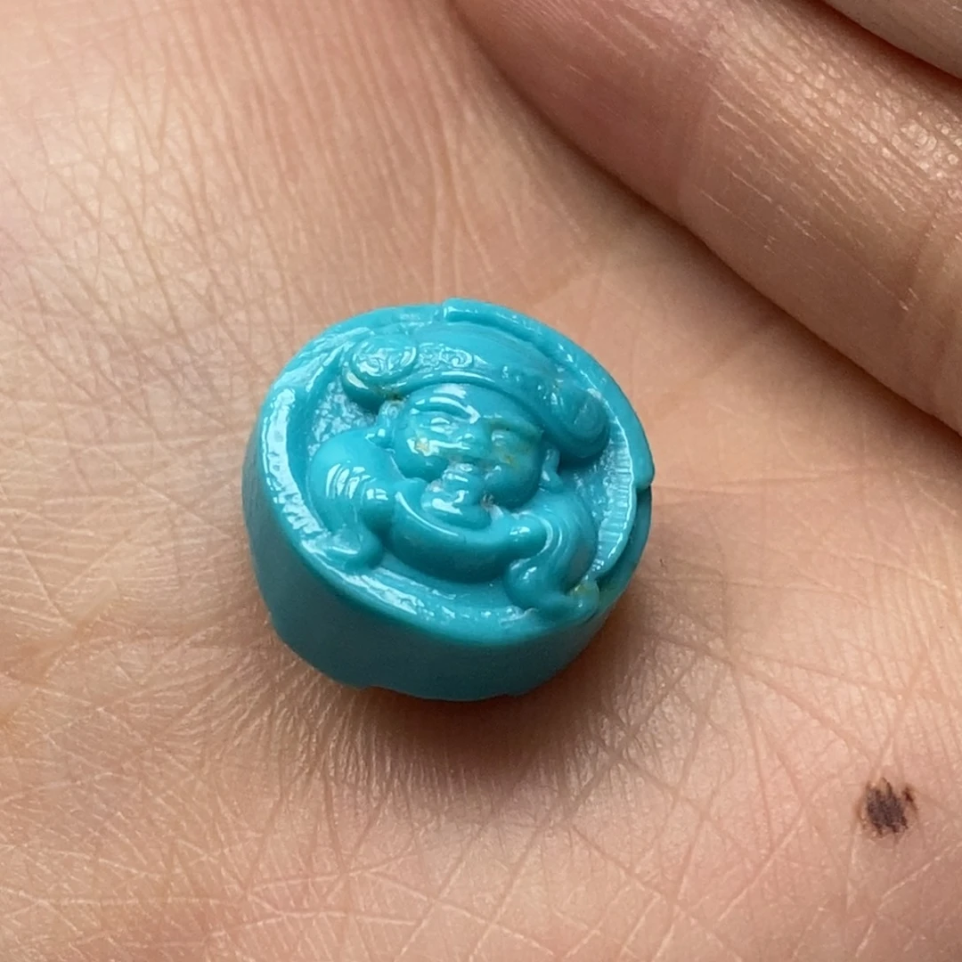 绿松石颈饰未镶嵌钟*