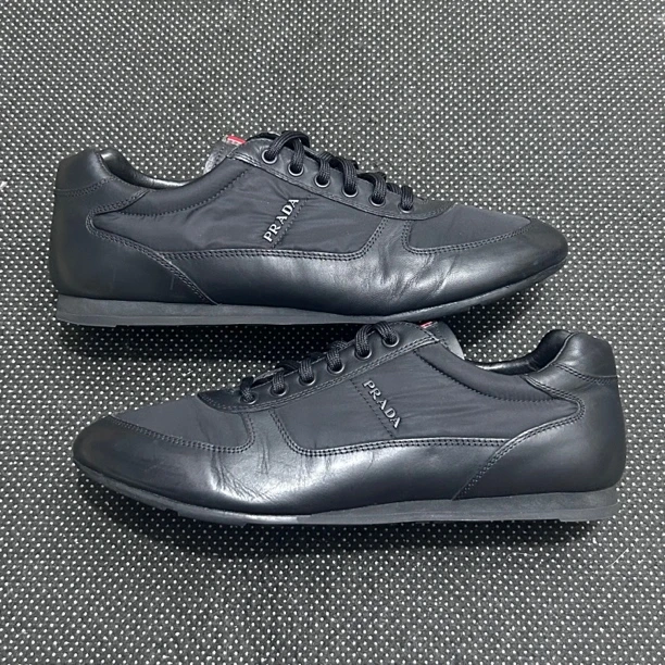 95新 Prada/普拉达 42.5码 27cm 黑色 红标 成色很新 运动鞋
