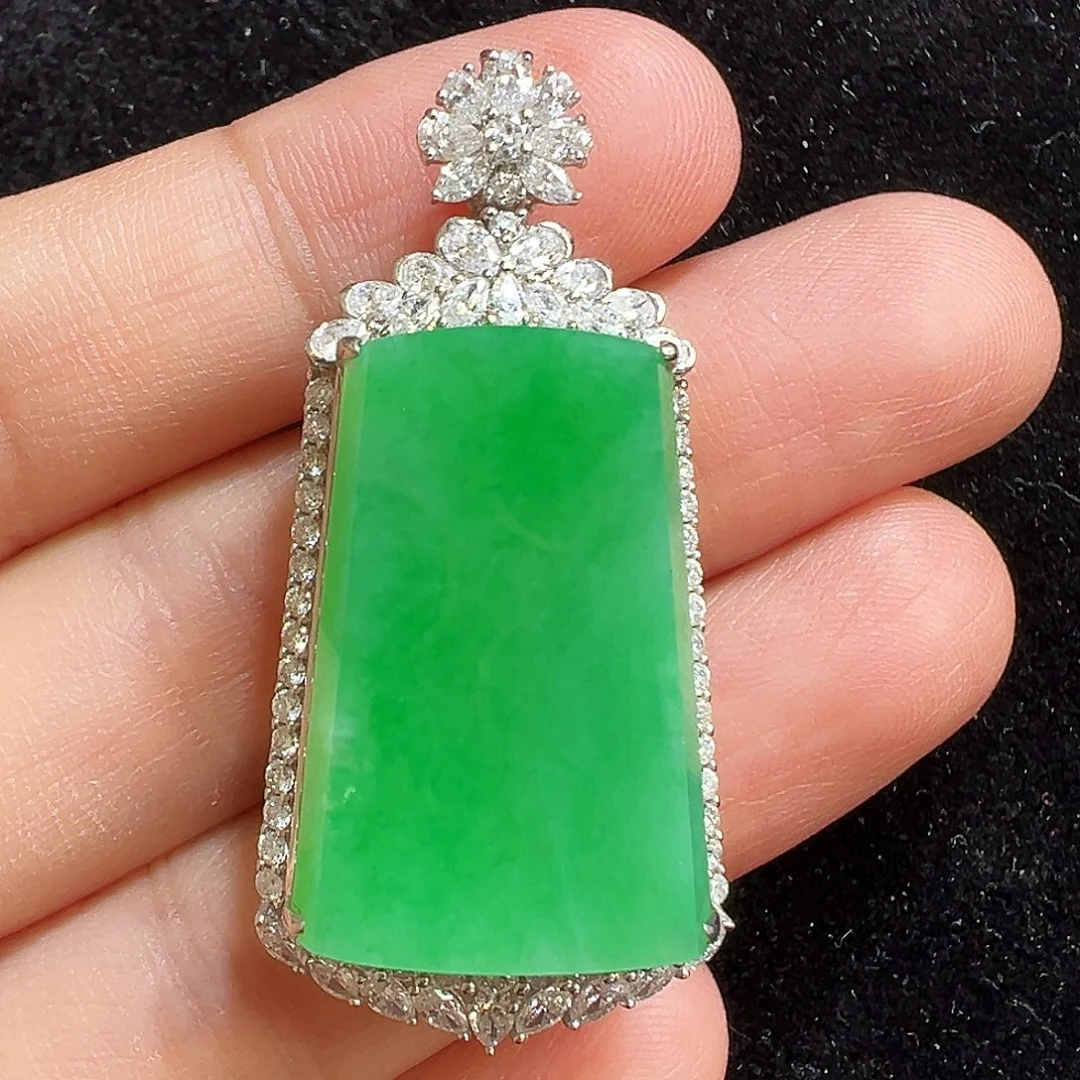 翡翠18K金镶嵌吊坠(不含链)