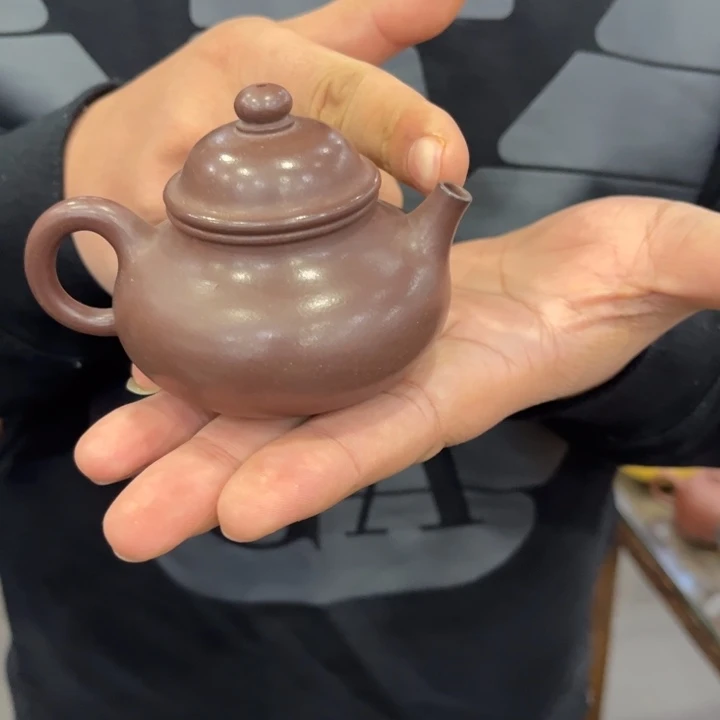 紫砂茶壶紫砂杯及其他工艺制品为