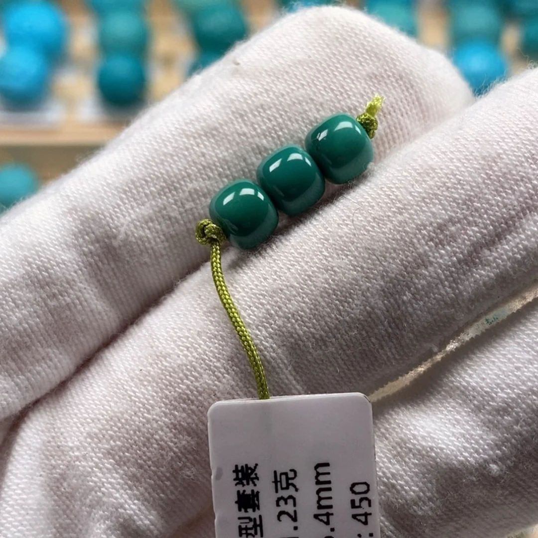 绿松石未镶嵌精品原矿高瓷绿松石