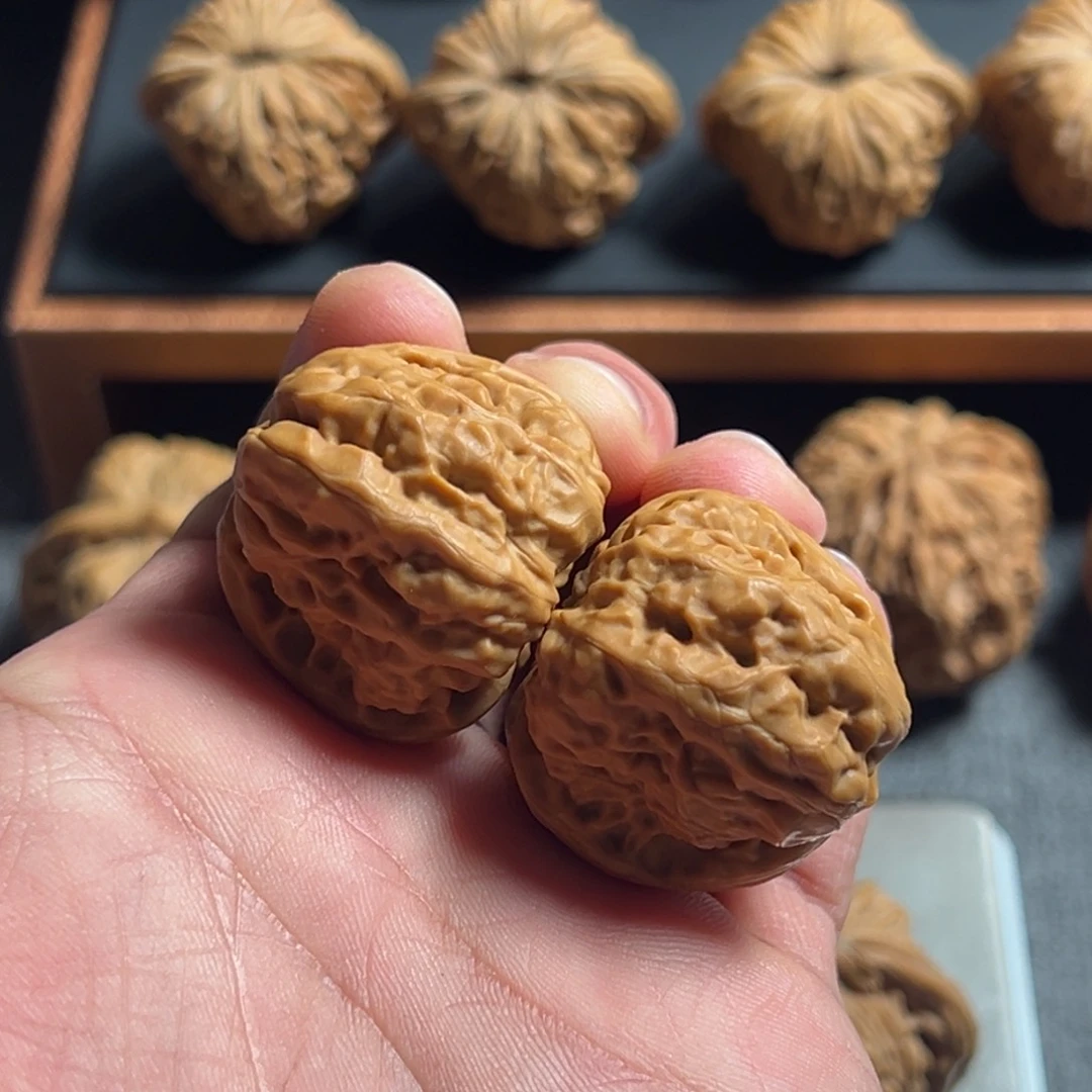 文玩核桃把件啊*?32蛤蟆