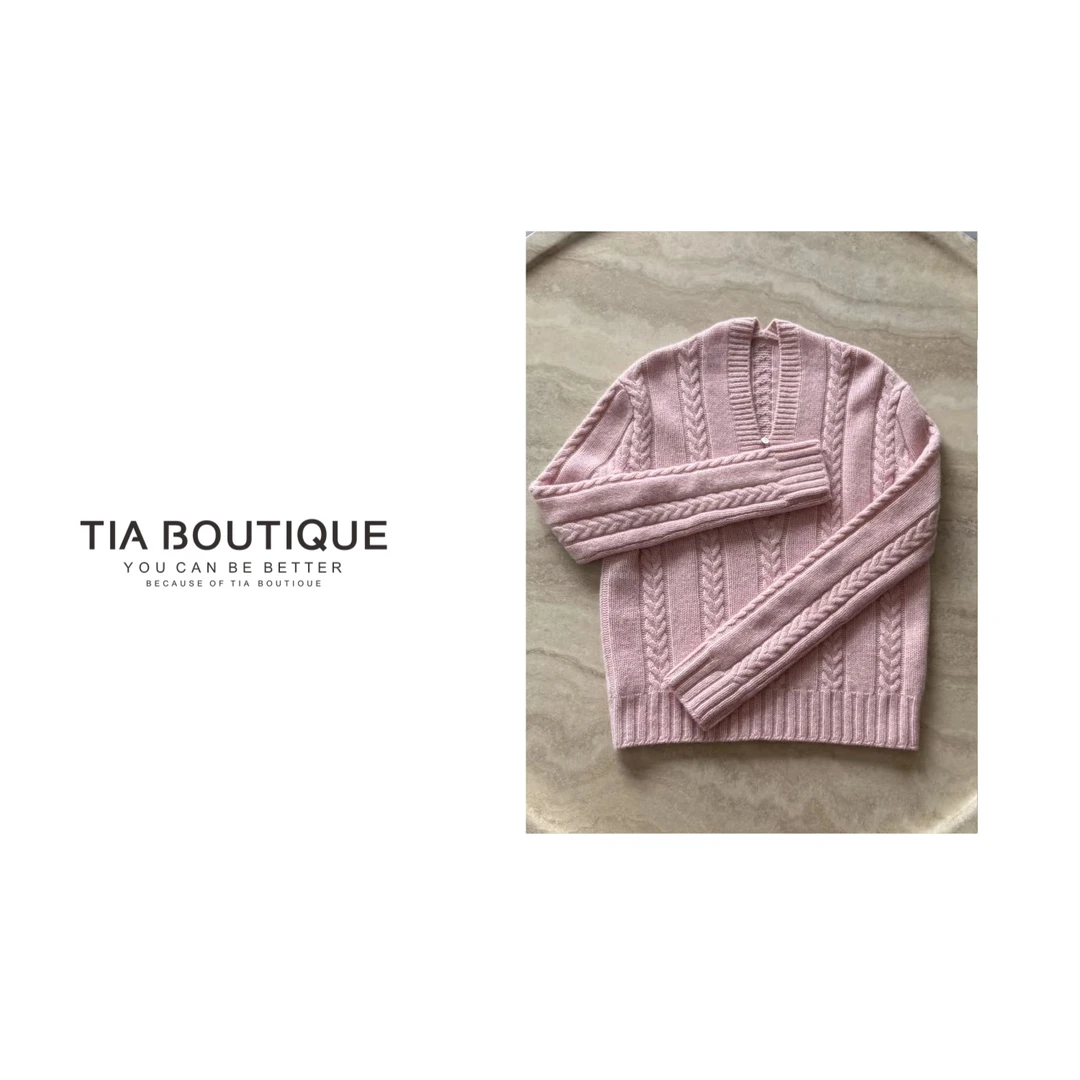 【樱花罗罗】高奢罗25秋冬新小圆扣v领精扭花织针织毛衣 SY0287