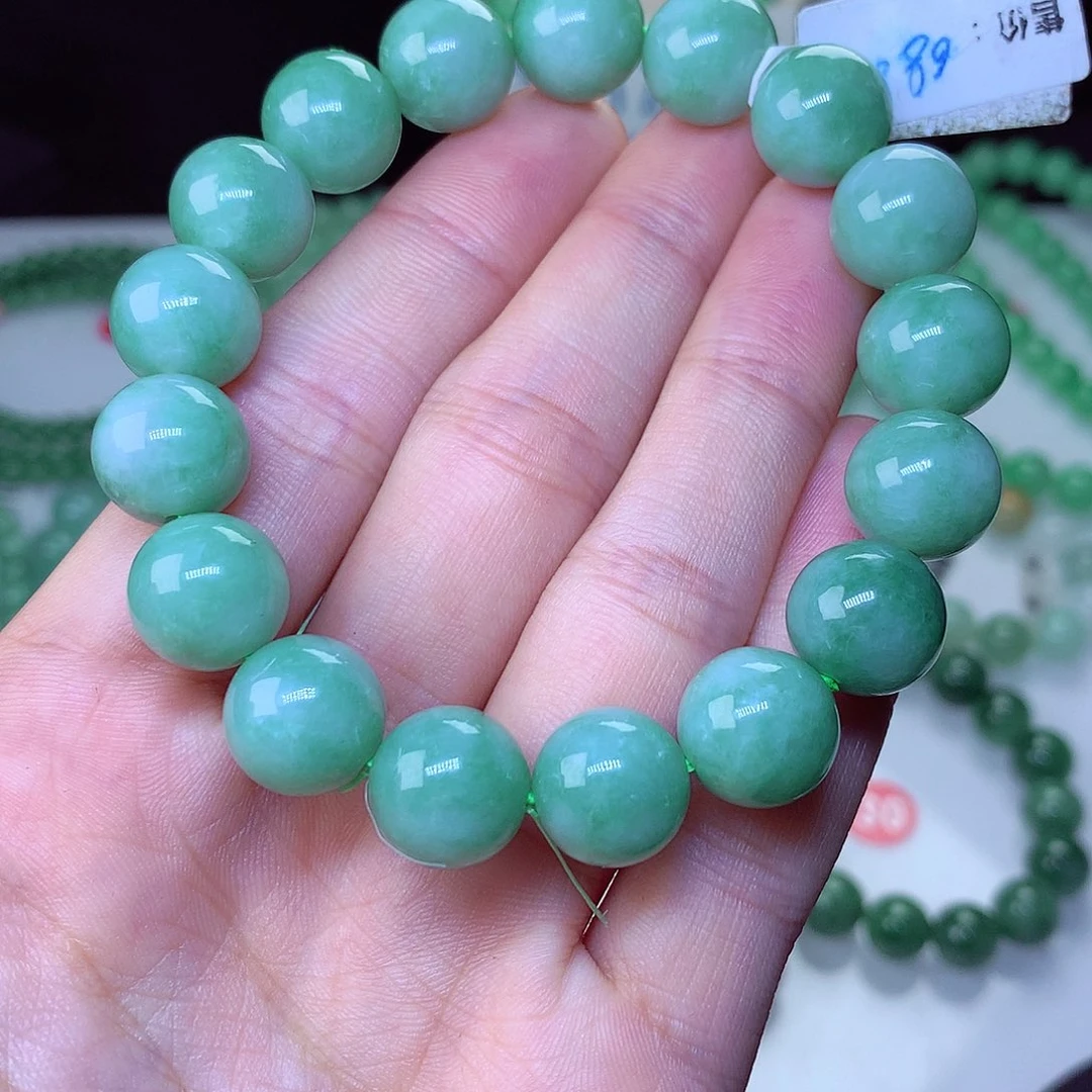 翡翠毛衣链未镶嵌