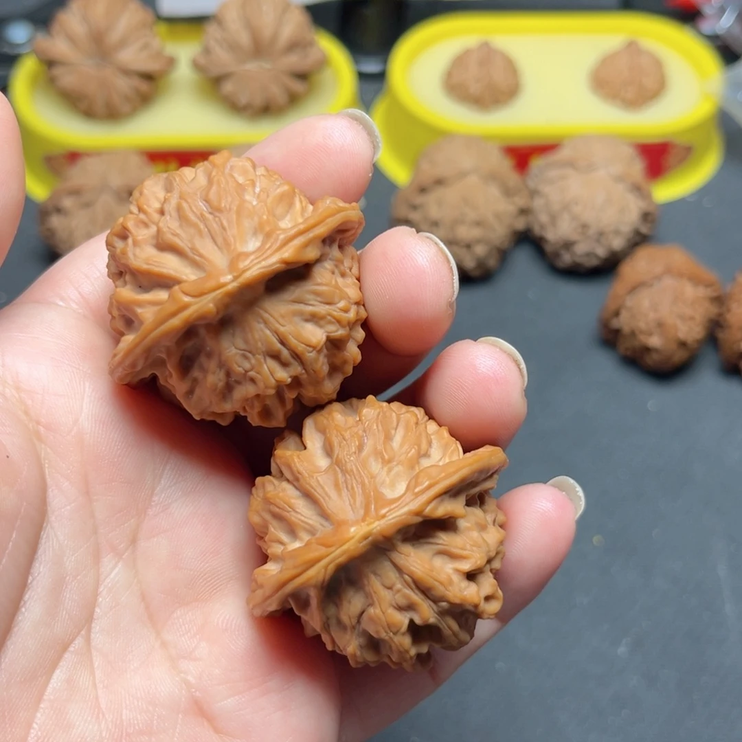 文玩核桃一物一拍41尺天地微修