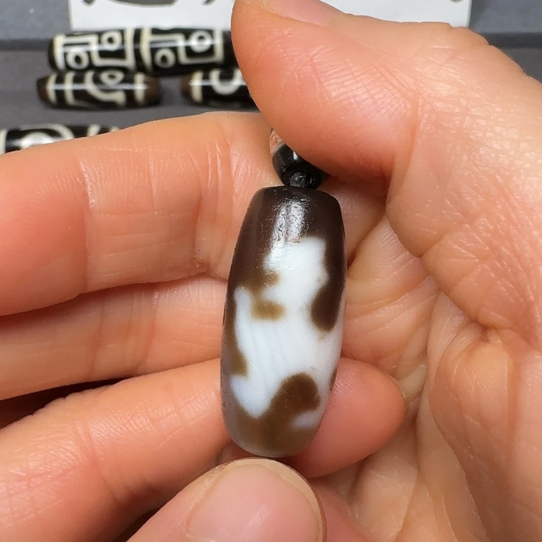 玛瑙/玉髓合金颈饰