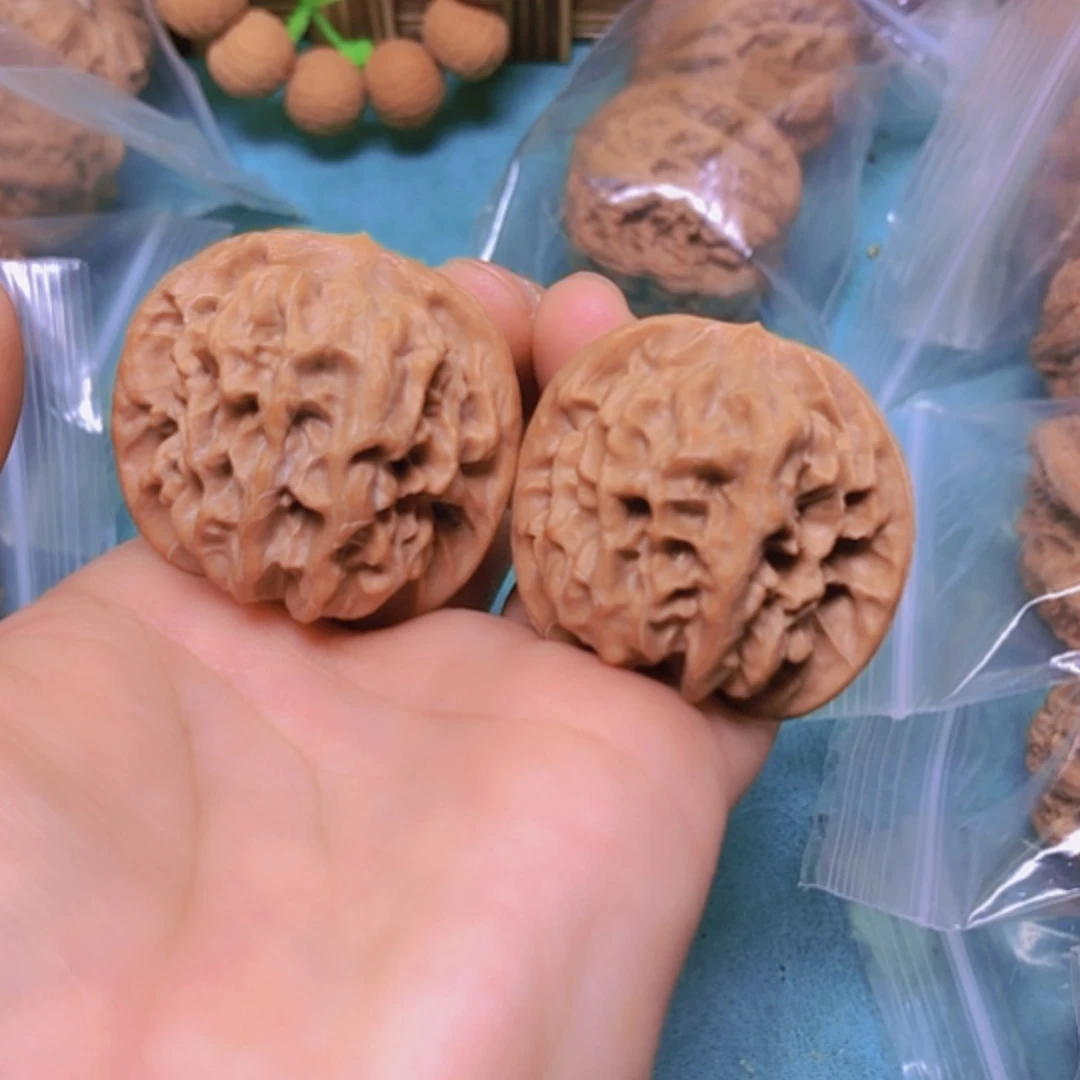 【闪购商品】摆件核桃39刀子修尖