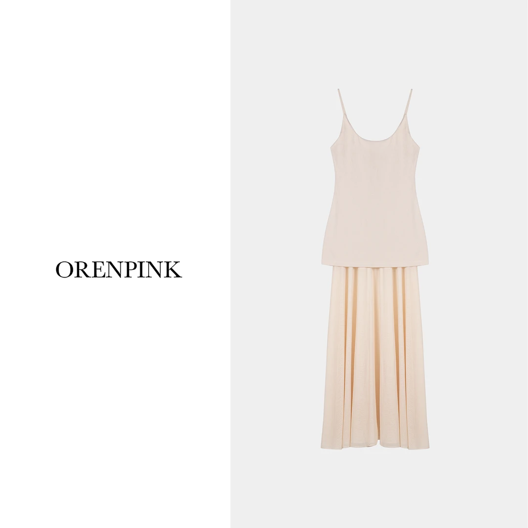 OREN PINK/奥粉25新款早春款“摩登流光”针织吊带U型领女装网纱裙