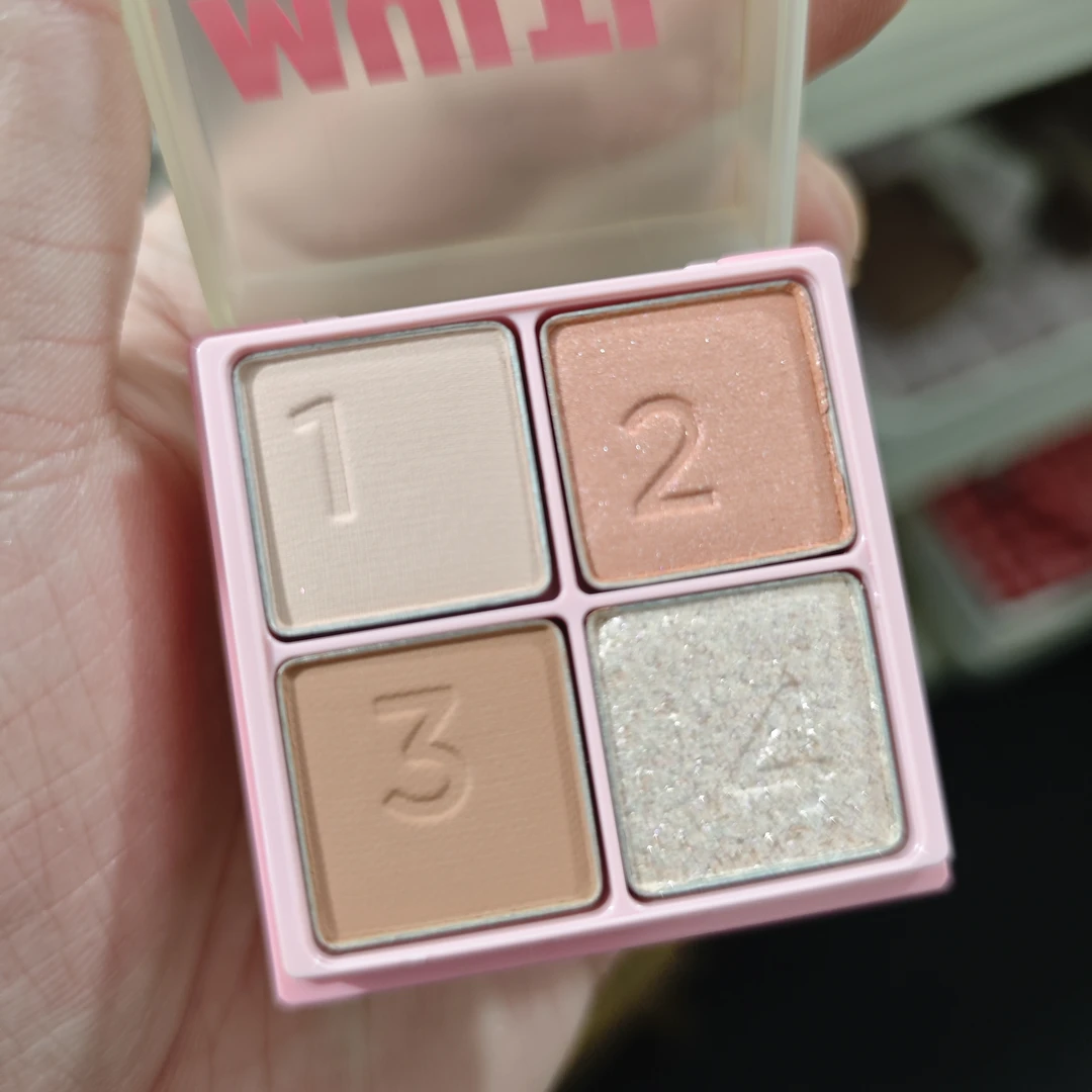 I am 双层眼影盘#01