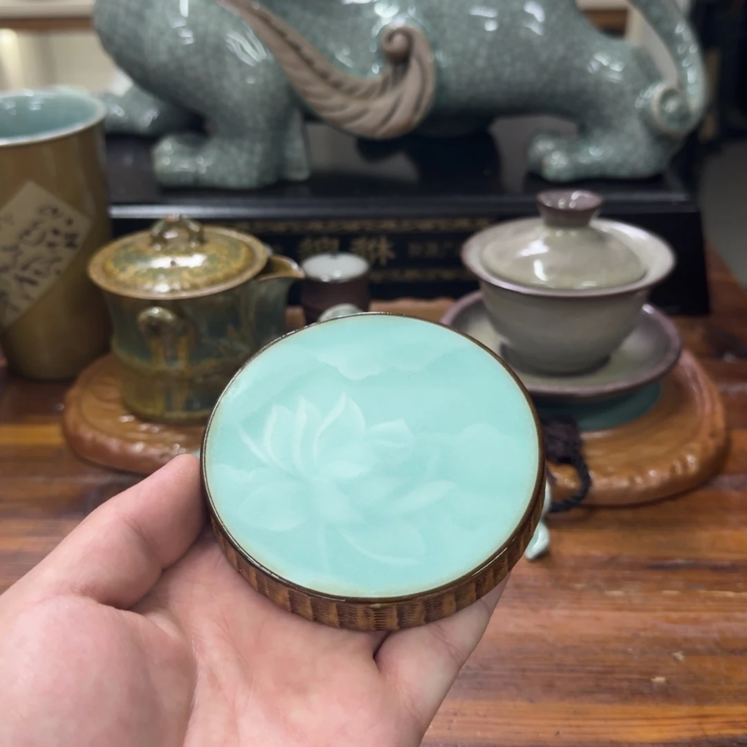 龙泉青瓷茶具微瑕9878