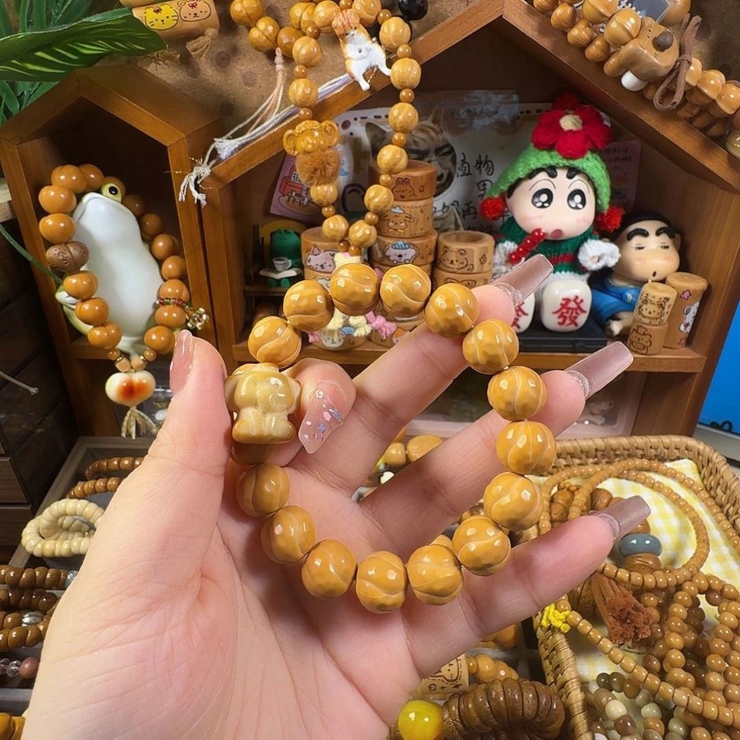 y***意猴头核桃吊坠一套钻石面