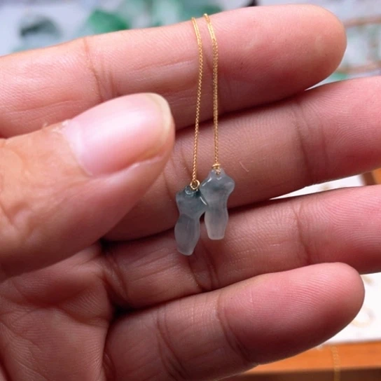 翡翠未镶嵌颈饰翡翠