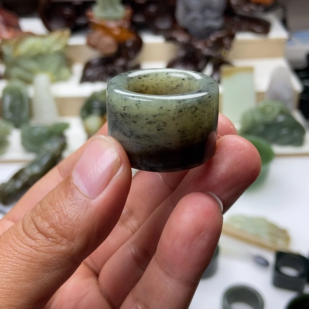 【闪购商品】未镶嵌和田玉挂件一**奶