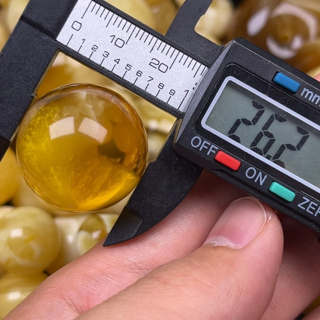 琥珀裸石未镶嵌信****8