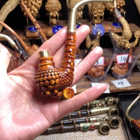 竹竹根烟斗。。。。。。。