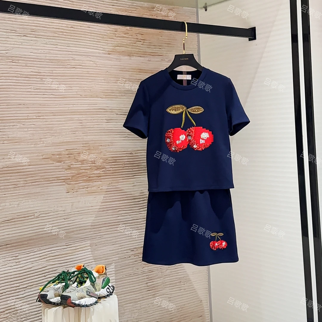 【宠粉价】夏季新款休闲百搭感运动休闲显瘦樱桃系套装裙JC-A3504